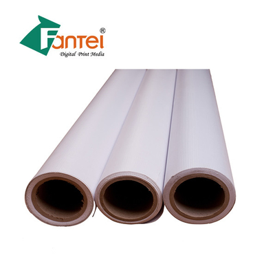 Lisura exterior laminada fria das bandeiras 240gsm 50m do PVC boa