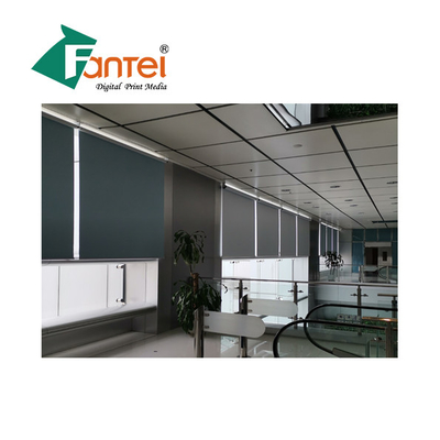 Dois o escurecimento dos lados 540GSM cega o PVC material do resíduo metálico da tela laminado